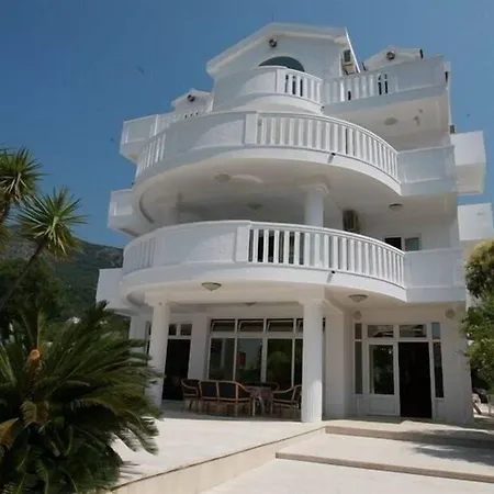 Hotel Jovana 3*
